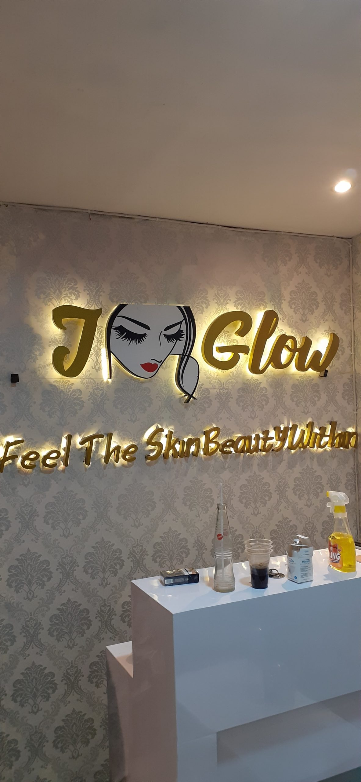 Marketing & Branding